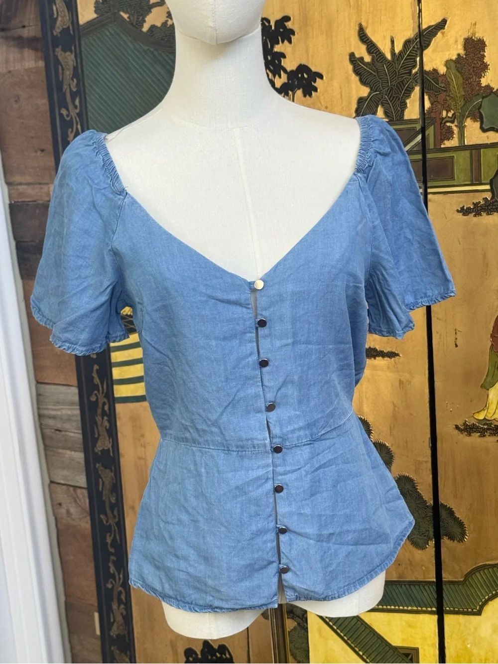 Haute Monde Chambray Button Front Peplum Top Light Blue 100% Tencel M
